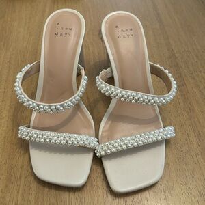 A New Day from Target Heels sz 6
